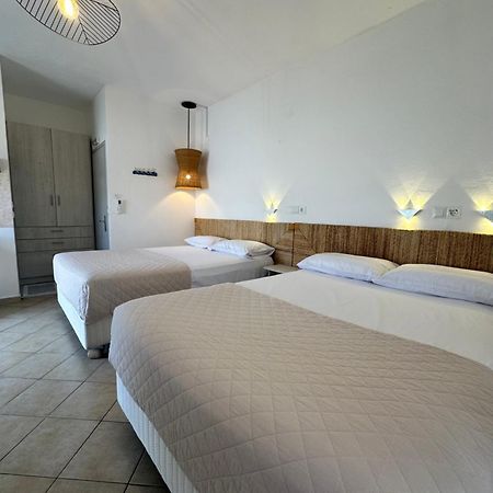 Tsimiklis Apartments ฟีนีคุนตา ภายนอก รูปภาพ